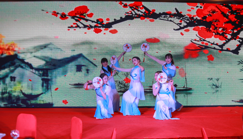 大禹漢光2018年“同心同行，共創(chuàng)未來”主題年會(huì)圓滿成功
